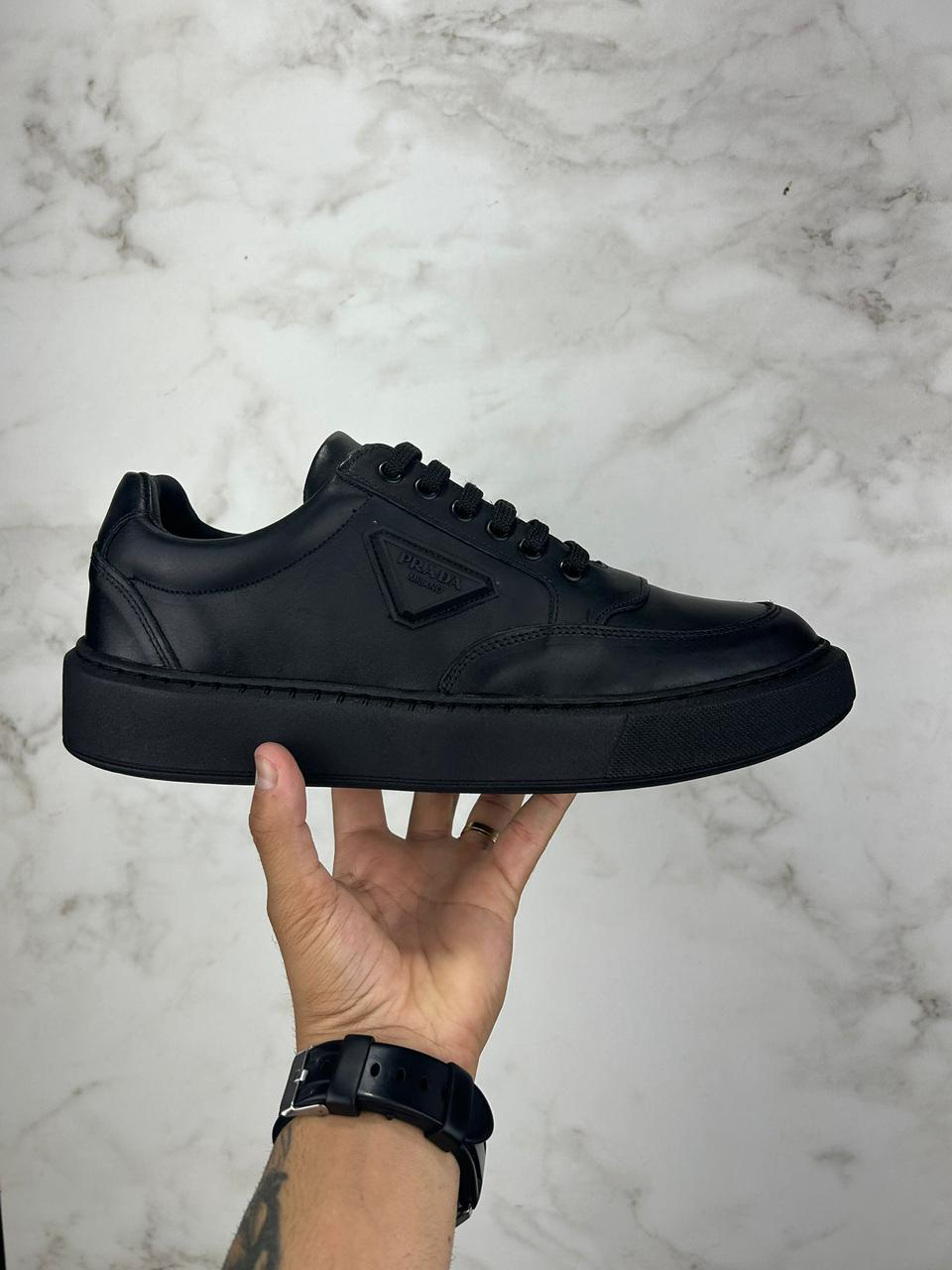 TÊNIS SNEAKER PRADA MILANO PRETO