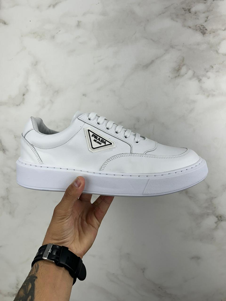 TÊNIS SNEAKER PRADA MILANO BRANCO