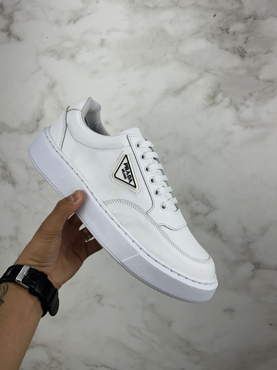 TÊNIS SNEAKER PRADA MILANO BRANCO